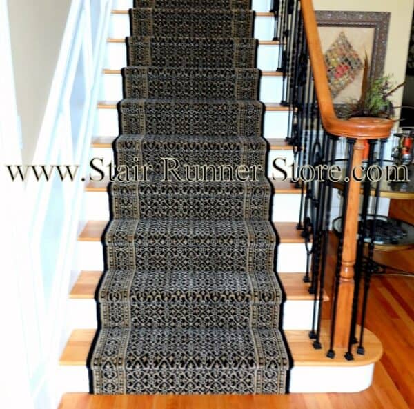 Nourison Chateau Riems Onyx Stair Runner installaion