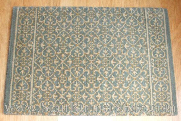 Nourison Chateau Riems Stair Runner Sapphire 27"
