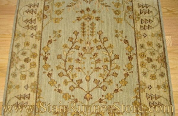 Nourison Sarouk Stair Runner Quarry 30"