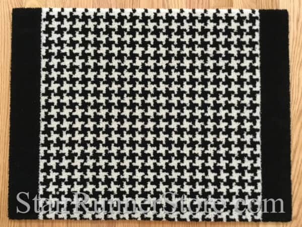 Poule Stair Runner 250405 26 Inch